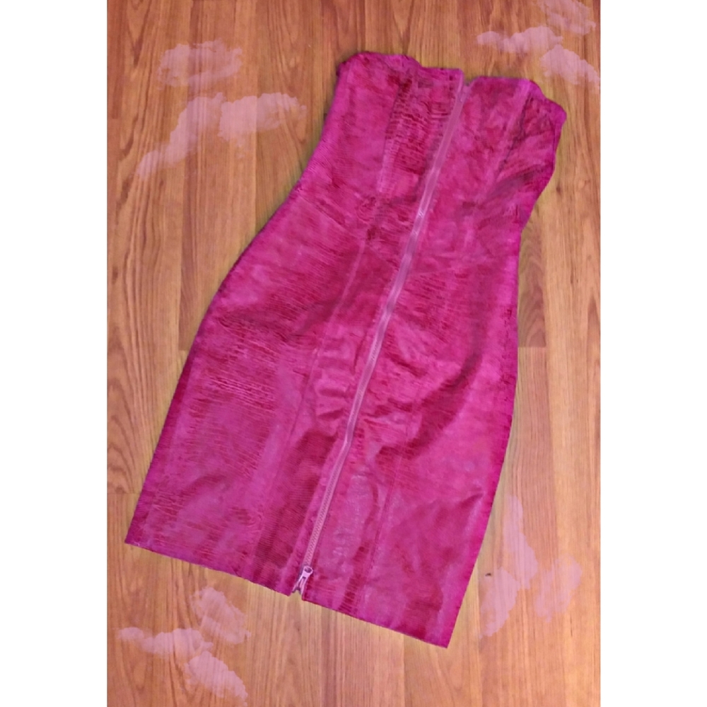 BERMANI SIZE (4) DRESS
